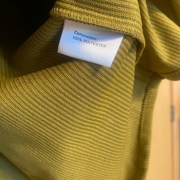 Green outdoor shirt - Picture 5 of 9